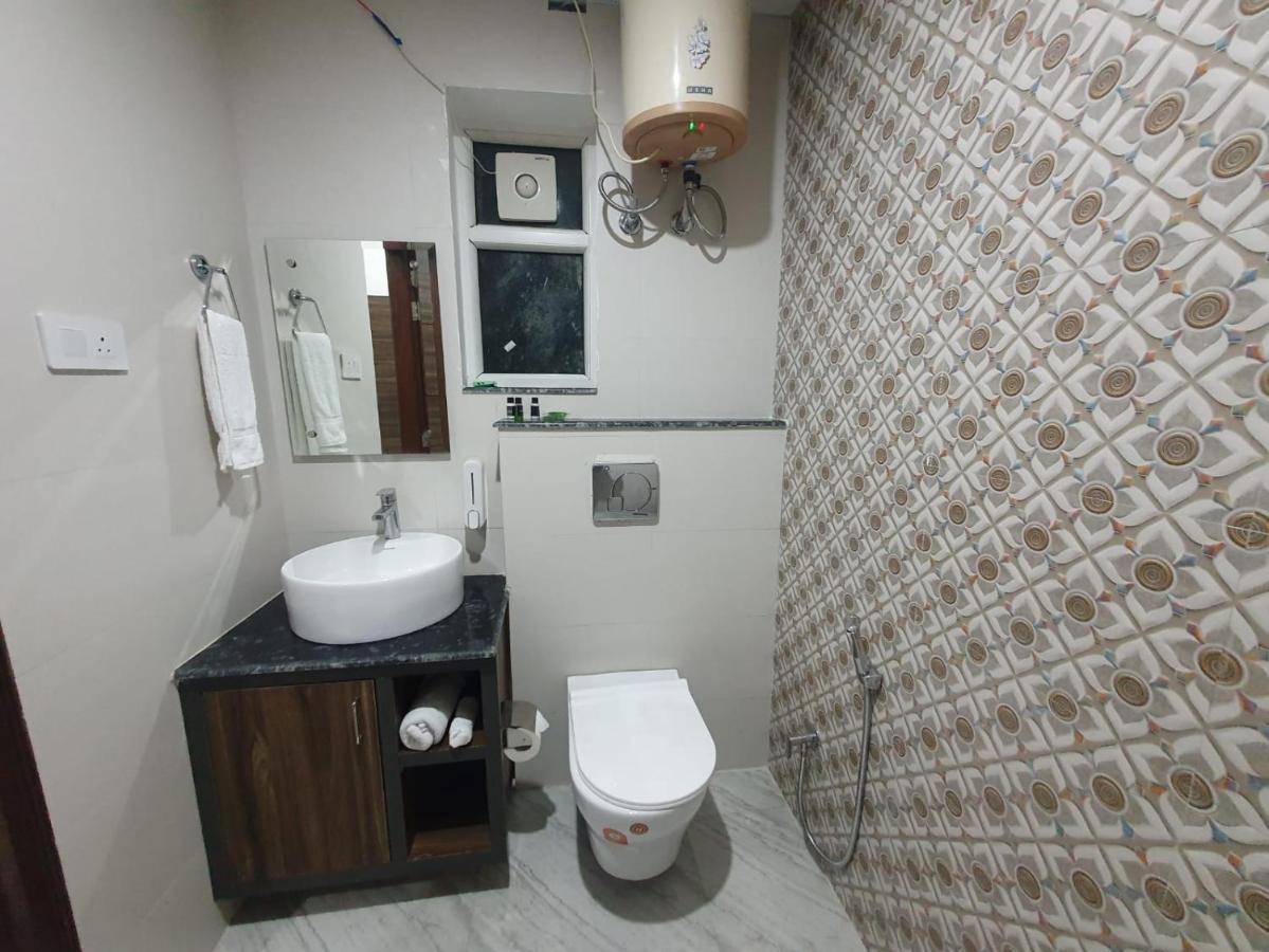 Kds Residency Hotel Grander Noida Exterior foto