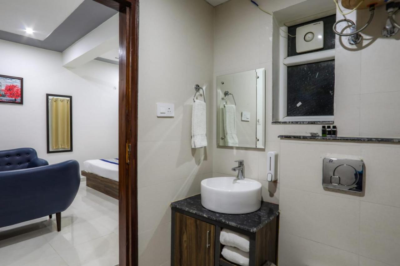 Kds Residency Hotel Grander Noida Exterior foto