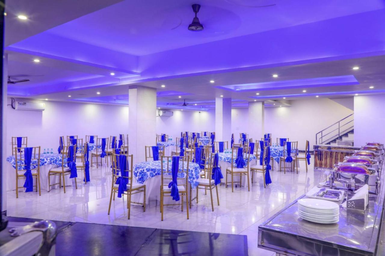Kds Residency Hotel Grander Noida Exterior foto